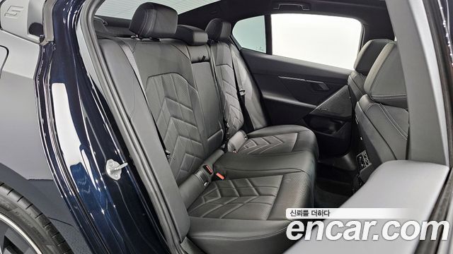 BMW 5-Series 523d M Sport