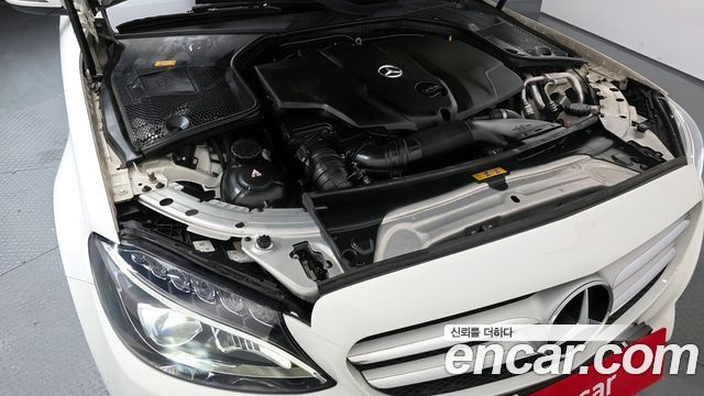 Mercedes-Benz C-Class C220 d 4MATIC