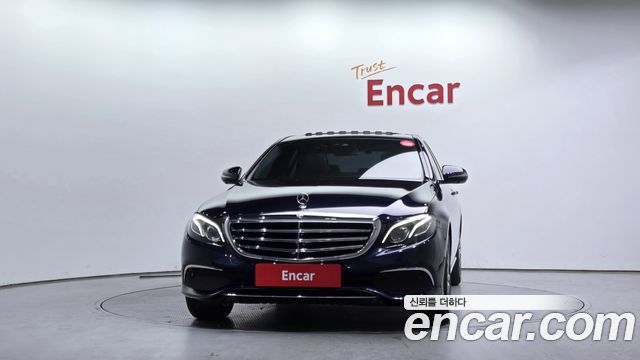 Mercedes-Benz E-Class E300 Exclusive