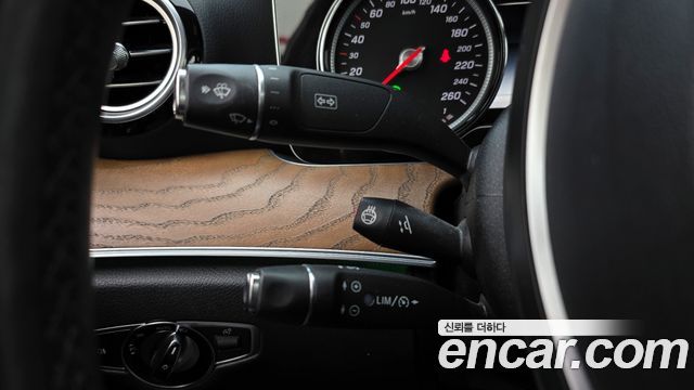 Mercedes-Benz E-Class E300 Exclusive