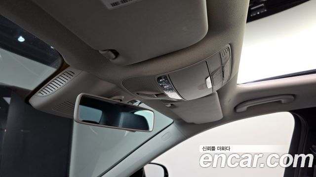 Mercedes-Benz E-Class E300 Exclusive