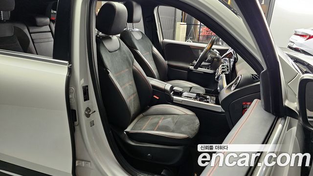Mercedes-Benz GLB-Class GLB250 4MATIC