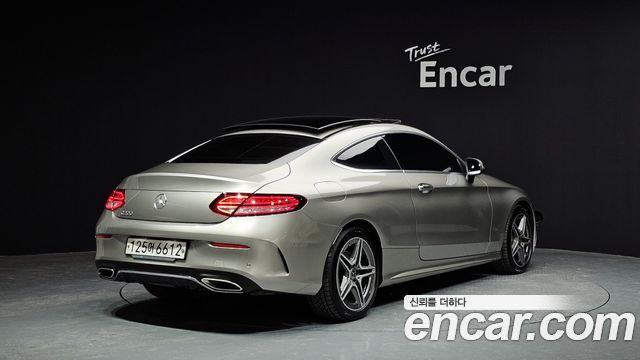Mercedes-Benz C-Class C200 Coupe