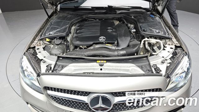 Mercedes-Benz C-Class C200 Coupe