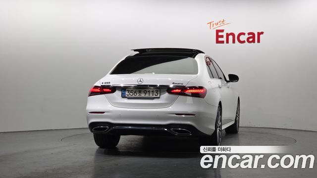 Mercedes-Benz E-Class E350 4MATIC AMG Line