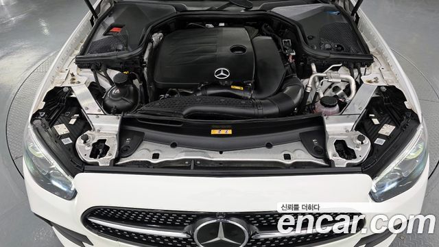 Mercedes-Benz E-Class E350 4MATIC AMG Line