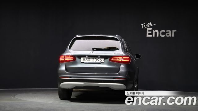 Mercedes-Benz GLC-Class GLC350e 4MATIC