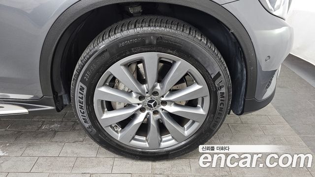 Mercedes-Benz GLC-Class GLC350e 4MATIC