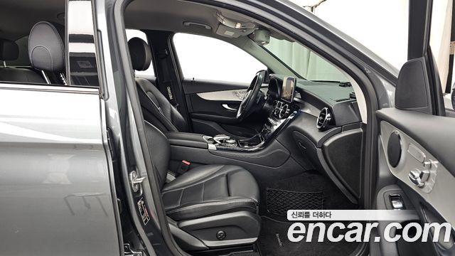 Mercedes-Benz GLC-Class GLC350e 4MATIC