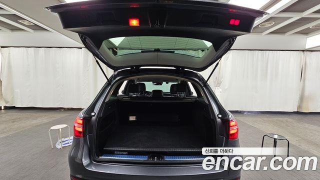 Mercedes-Benz GLC-Class GLC350e 4MATIC