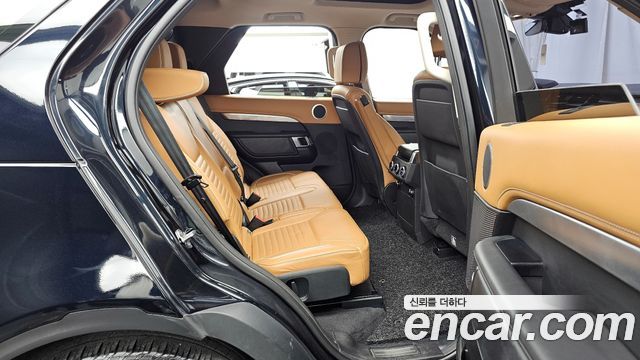 Land Rover Discovery 3.0 TD6 First Edition