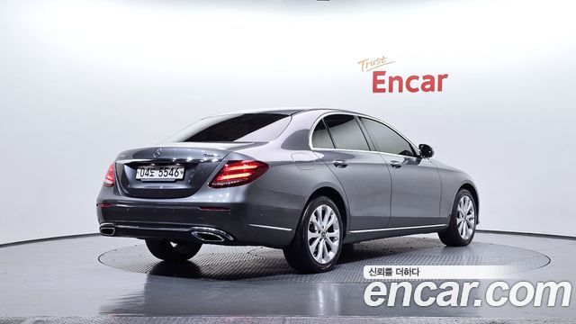 Mercedes-Benz E-Class E220d Exclusive