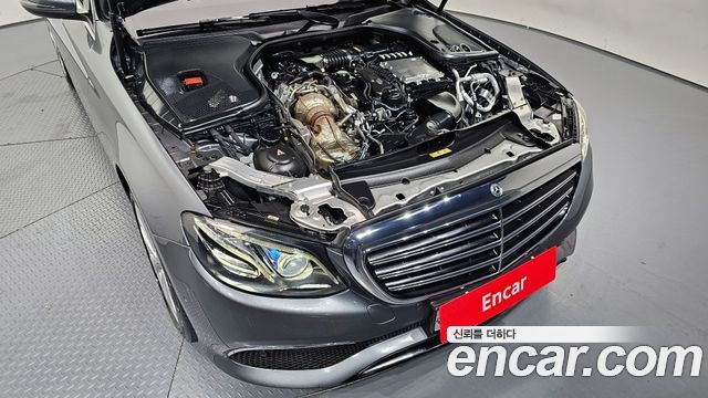 Mercedes-Benz E-Class E220d Exclusive