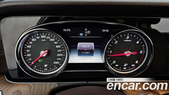Mercedes-Benz E-Class E220d Exclusive