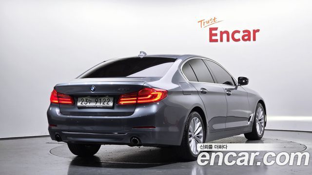 BMW 5-Series 530i Luxury Plus