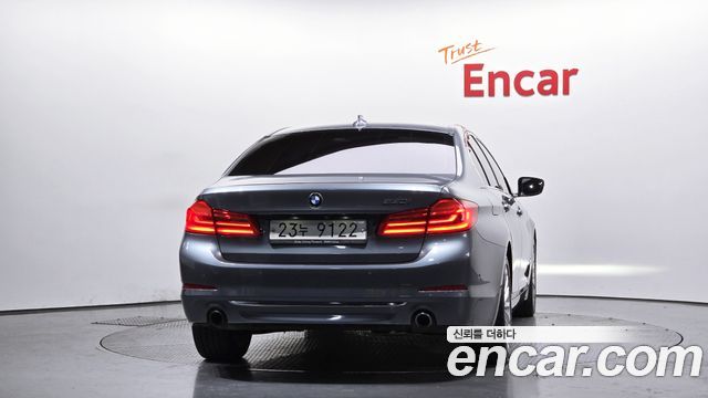 BMW 5-Series 530i Luxury Plus
