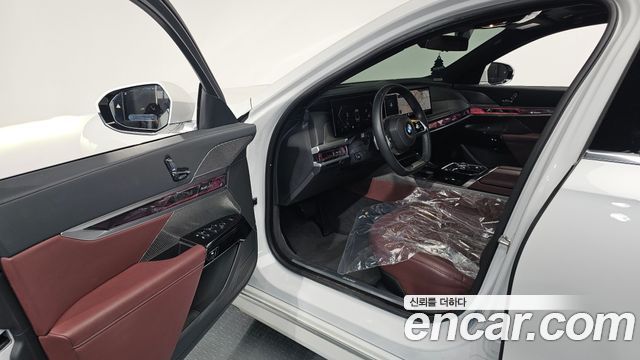 BMW 7-Series 740d xDrive Design Pure Excellence