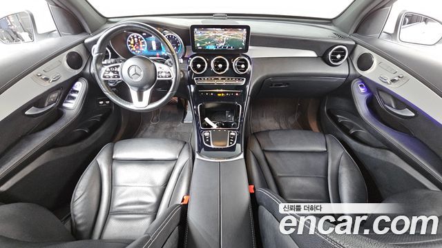 Mercedes-Benz GLC-Class GLC300e 4MATIC