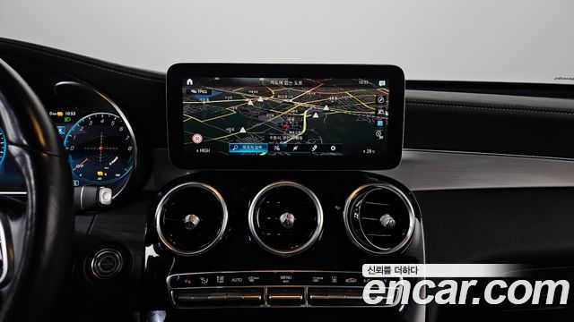Mercedes-Benz GLC-Class GLC300e 4MATIC