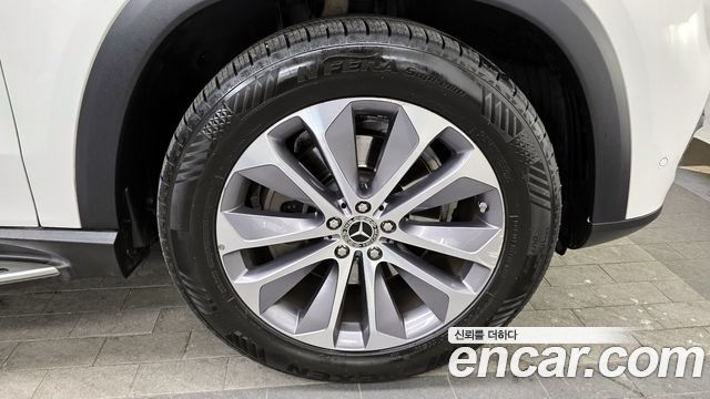 Mercedes-Benz GLE-Class GLE300d 4MATIC