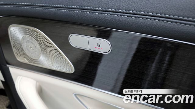 Mercedes-Benz GLE-Class GLE300d 4MATIC