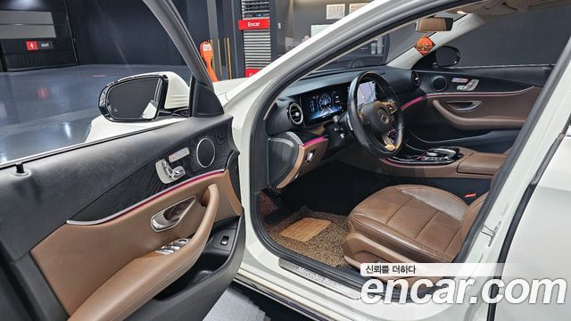 Mercedes-Benz E-Class E300 Avantgarde