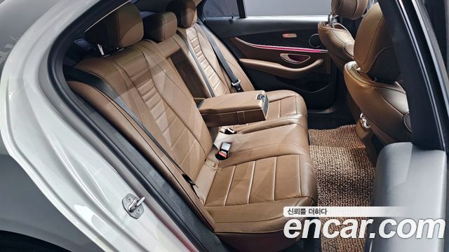 Mercedes-Benz E-Class E300 Avantgarde