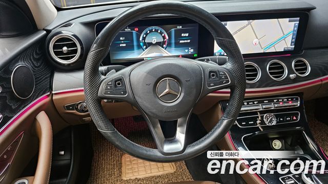 Mercedes-Benz E-Class E300 Avantgarde