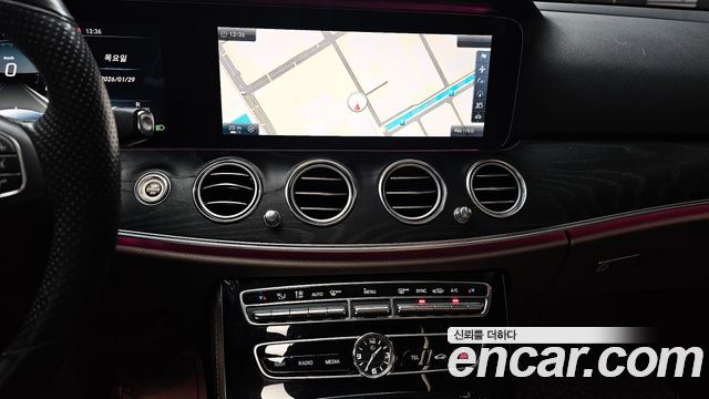 Mercedes-Benz E-Class E300 Avantgarde
