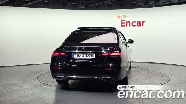 Mercedes-Benz E-Class E350 4MATIC AMG Line Edition