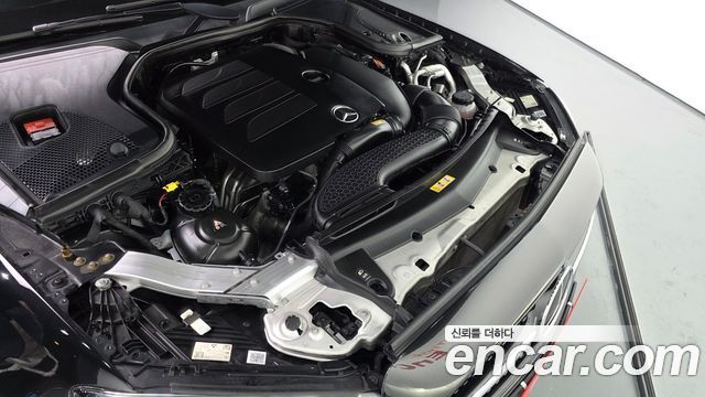 Mercedes-Benz E-Class E350 4MATIC AMG Line Edition