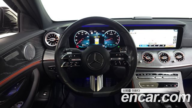 Mercedes-Benz E-Class E350 4MATIC AMG Line Edition