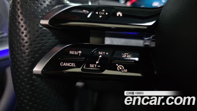 Mercedes-Benz E-Class E350 4MATIC AMG Line Edition