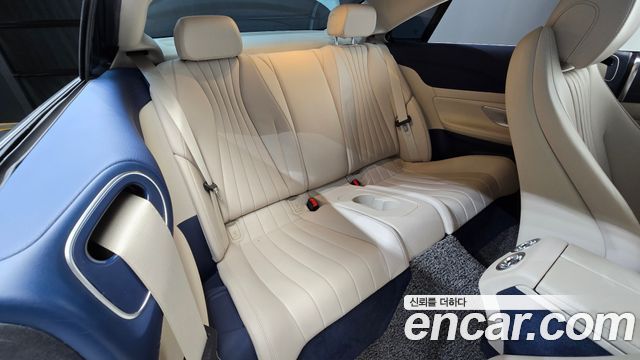 Mercedes-Benz E-Class E450 4MATIC Coupe