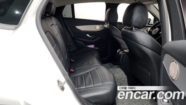 Mercedes-Benz GLC-Class GLC220 d 4MATIC Premium Coupe