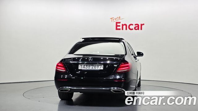 Mercedes-Benz E-Class E300e Exclusive