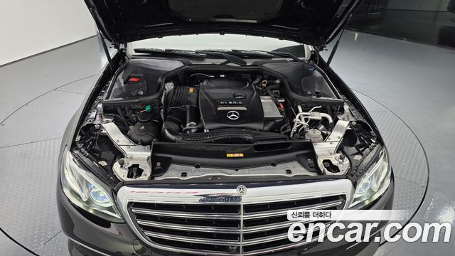 Mercedes-Benz E-Class E300e Exclusive