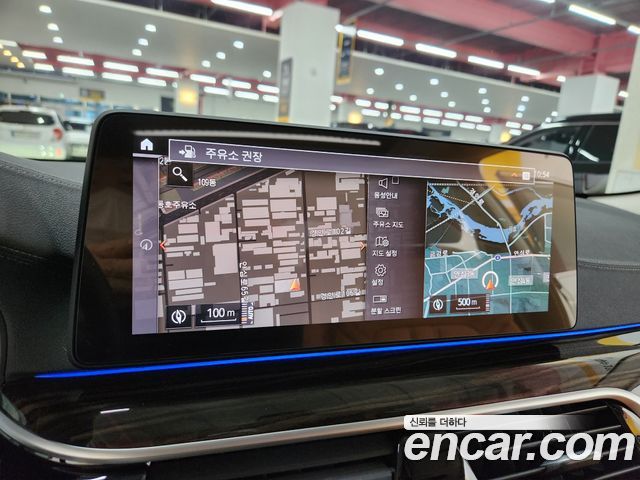 BMW 5-Series 520i Luxury