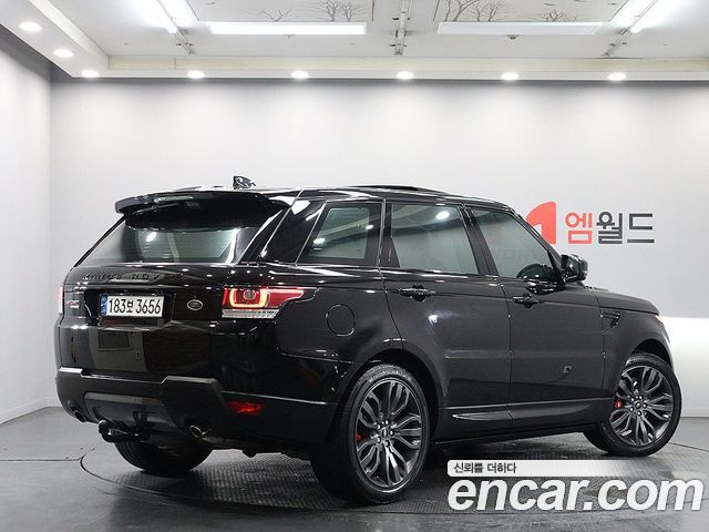 Land Rover Range Rover Sport 3.0 SDV6 HSE Dynamic
