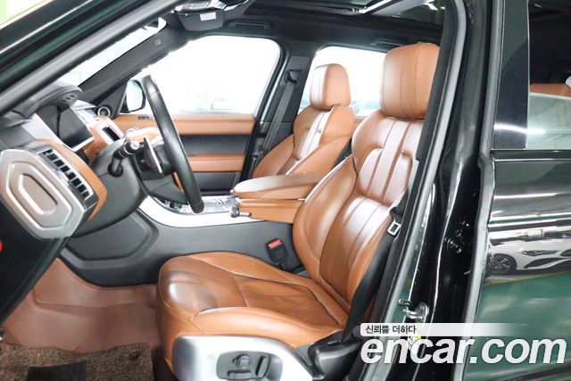 Land Rover Range Rover Sport 3.0 SDV6 HSE Dynamic