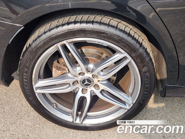 Mercedes-Benz E-Class E300 AMG Line