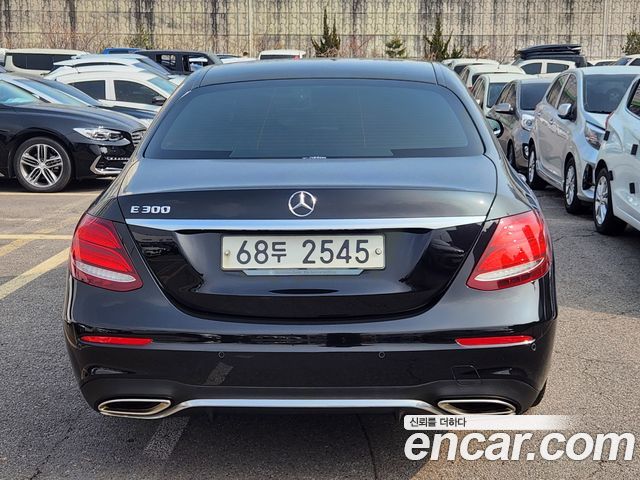 Mercedes-Benz E-Class E300 AMG Line