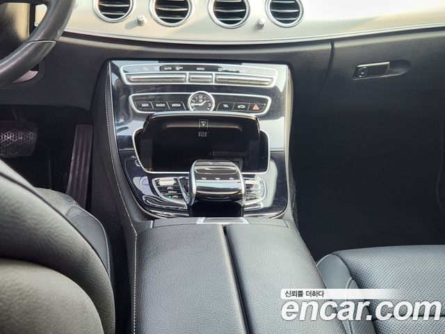Mercedes-Benz E-Class E300 AMG Line