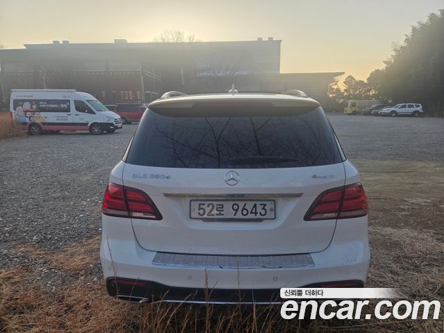 Mercedes-Benz GLE-Class GLE350 d 4MATIC