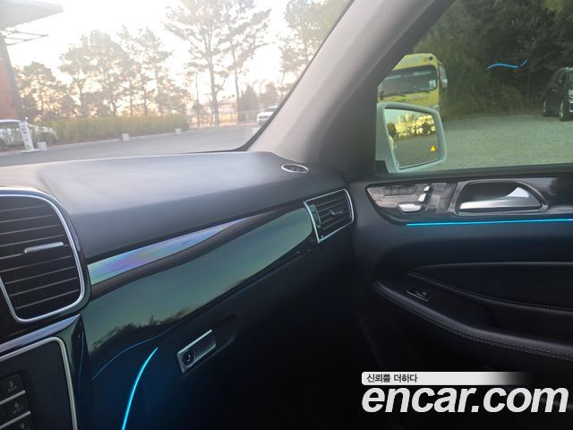 Mercedes-Benz GLE-Class GLE350 d 4MATIC