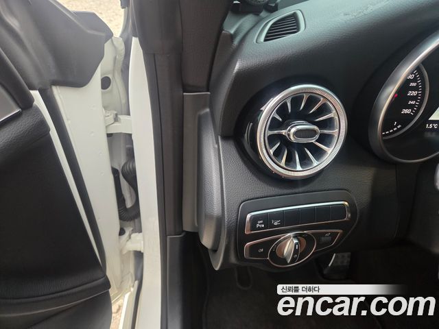 Mercedes-Benz C-Class C200 Cabriolet