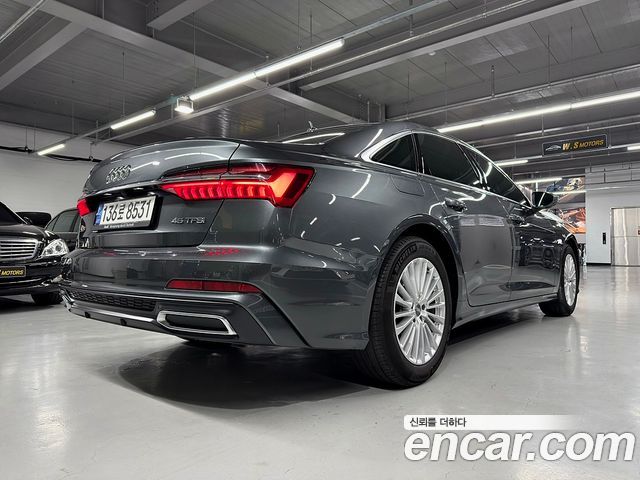 Audi A6 45 TFSI Premium