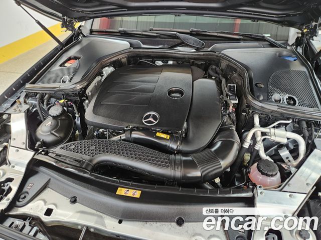 Mercedes-Benz E-Class E350 4MATIC Avantgarde