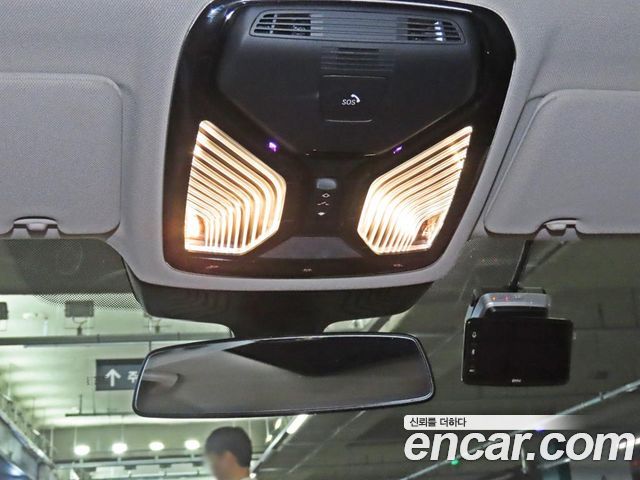 BMW 5-Series 520i Luxury