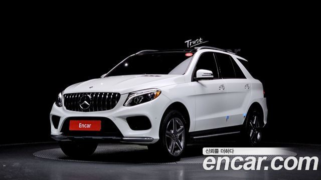 Mercedes-Benz GLE-Class GLE350 d 4MATIC Premium